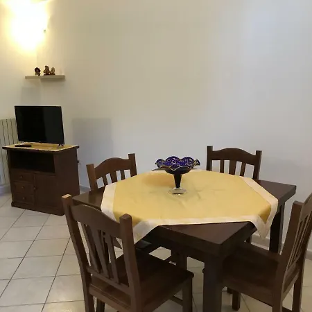 Dimora Serafini בית נופש לצ'ה
