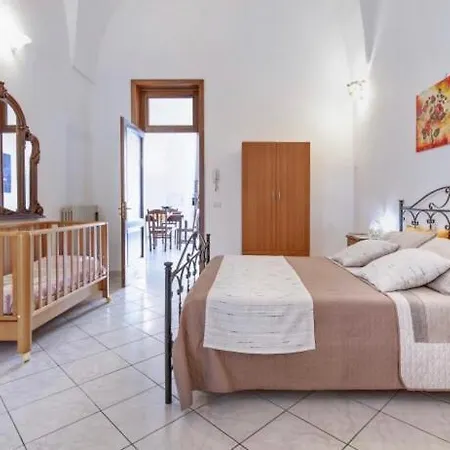 Dimora Serafini Feriehus Lecce